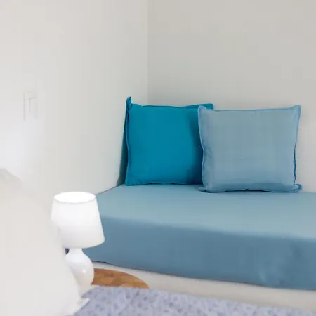 Sarantis & Apartamento *