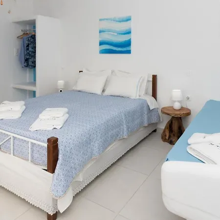 Sarantis & Apartamento *