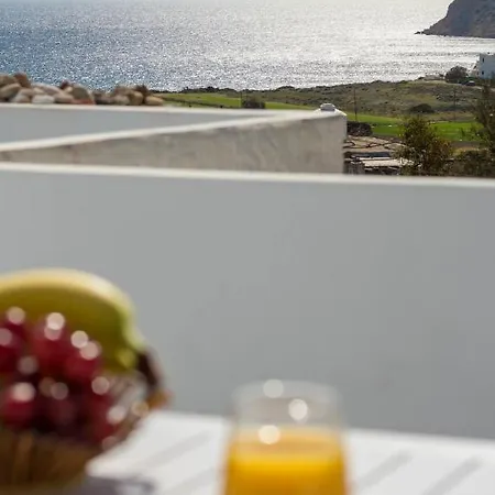 Апартаменты Sarantis & *