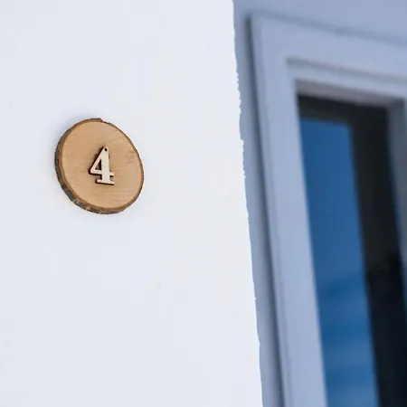 Sarantis & Апартаменты Проватас