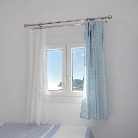 Sarantis & Apartment *