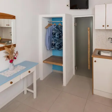 Sarantis Suites&apartments